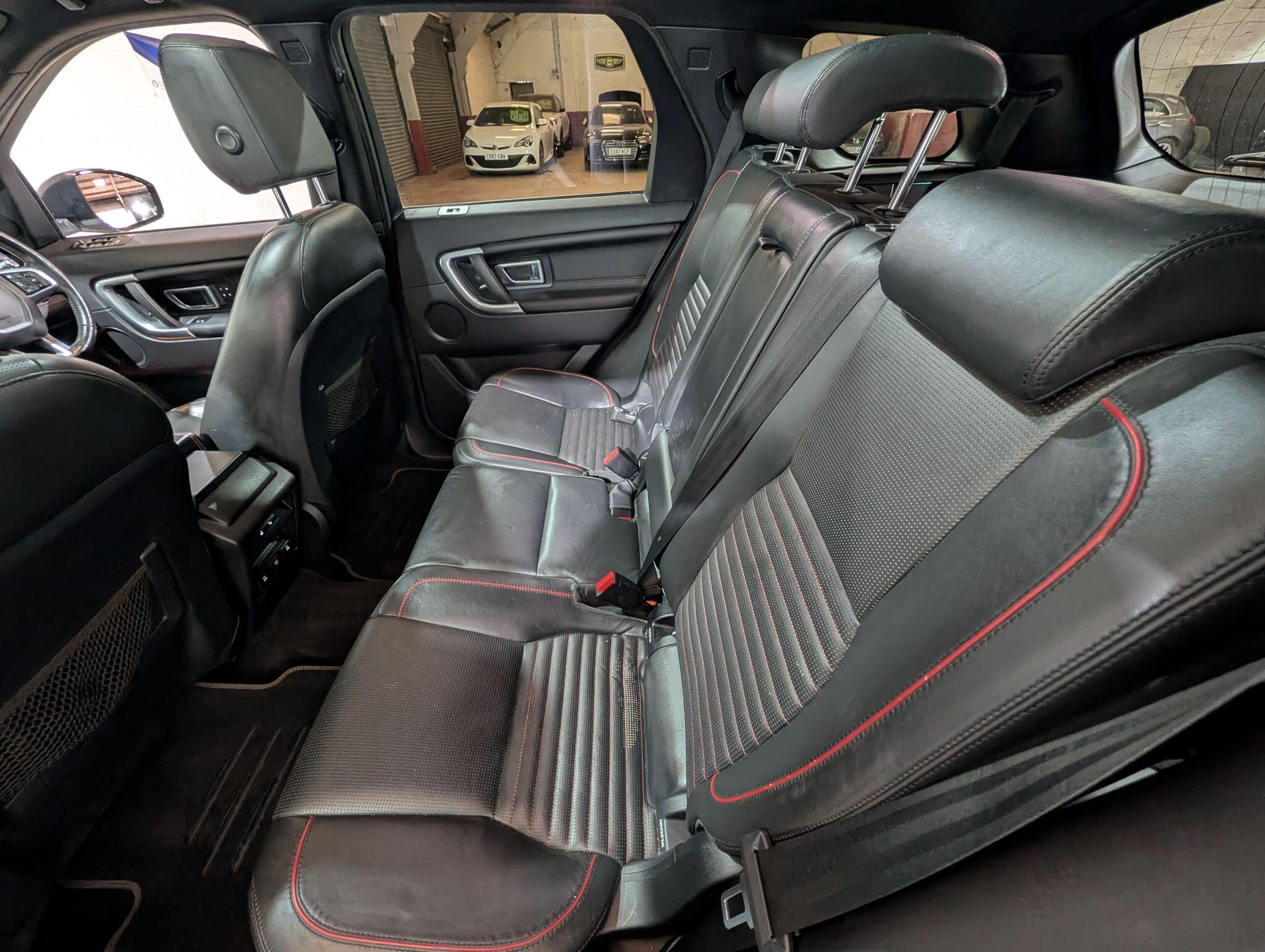 Land Rover Discovery Sport view 26