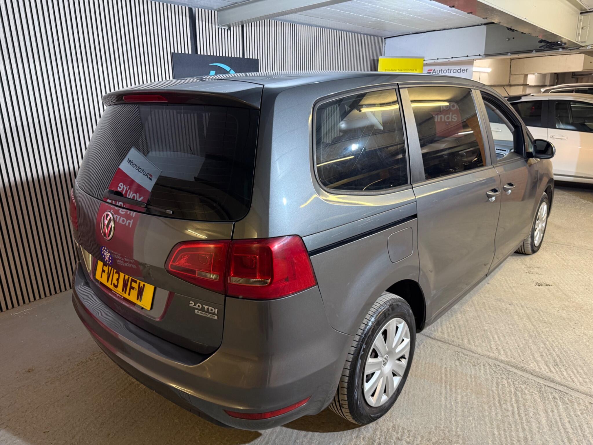 2013 Volkswagen Sharan 2.0 TDI BlueMotion Tech S DSG Euro 5 (s/s) 5dr • 139,000 miles image 13