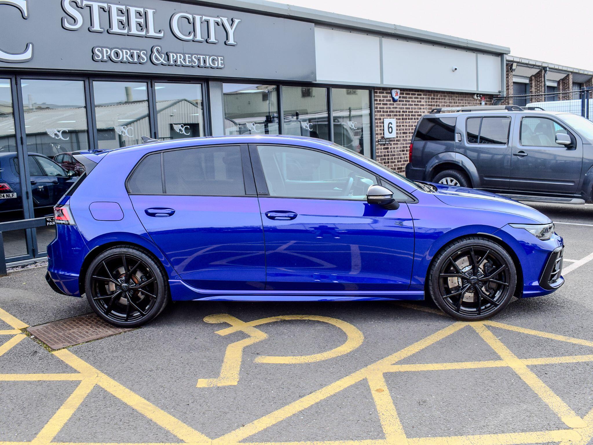 Volkswagen Golf view 5