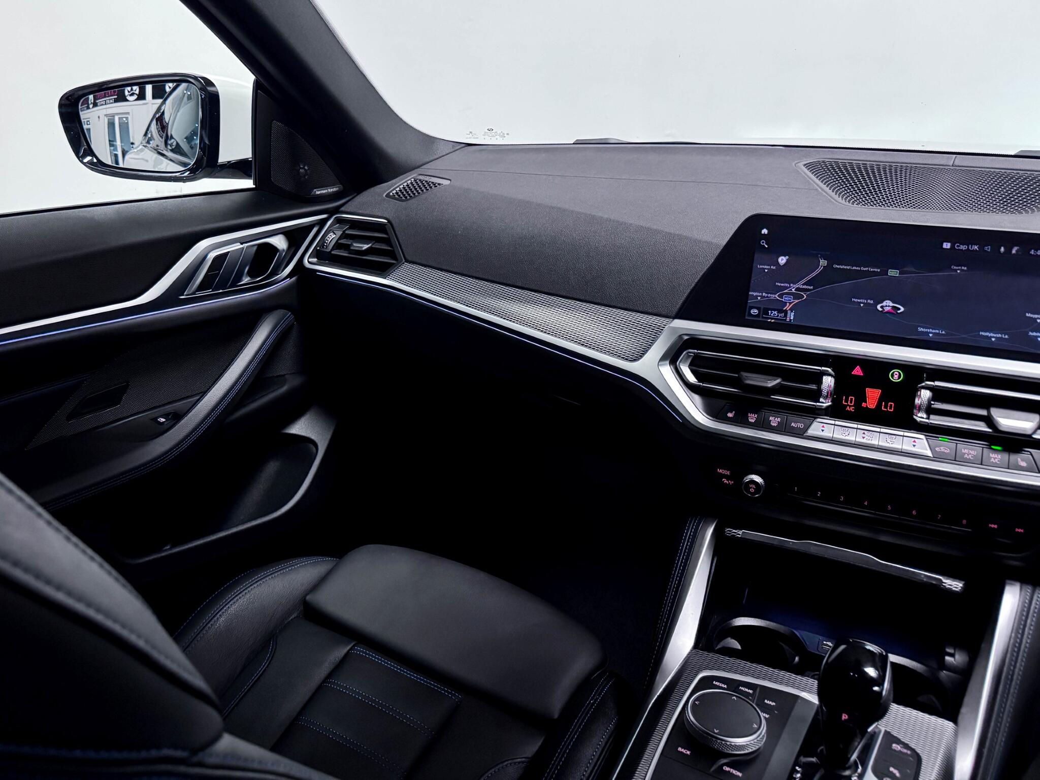 BMW 4 Series view 18