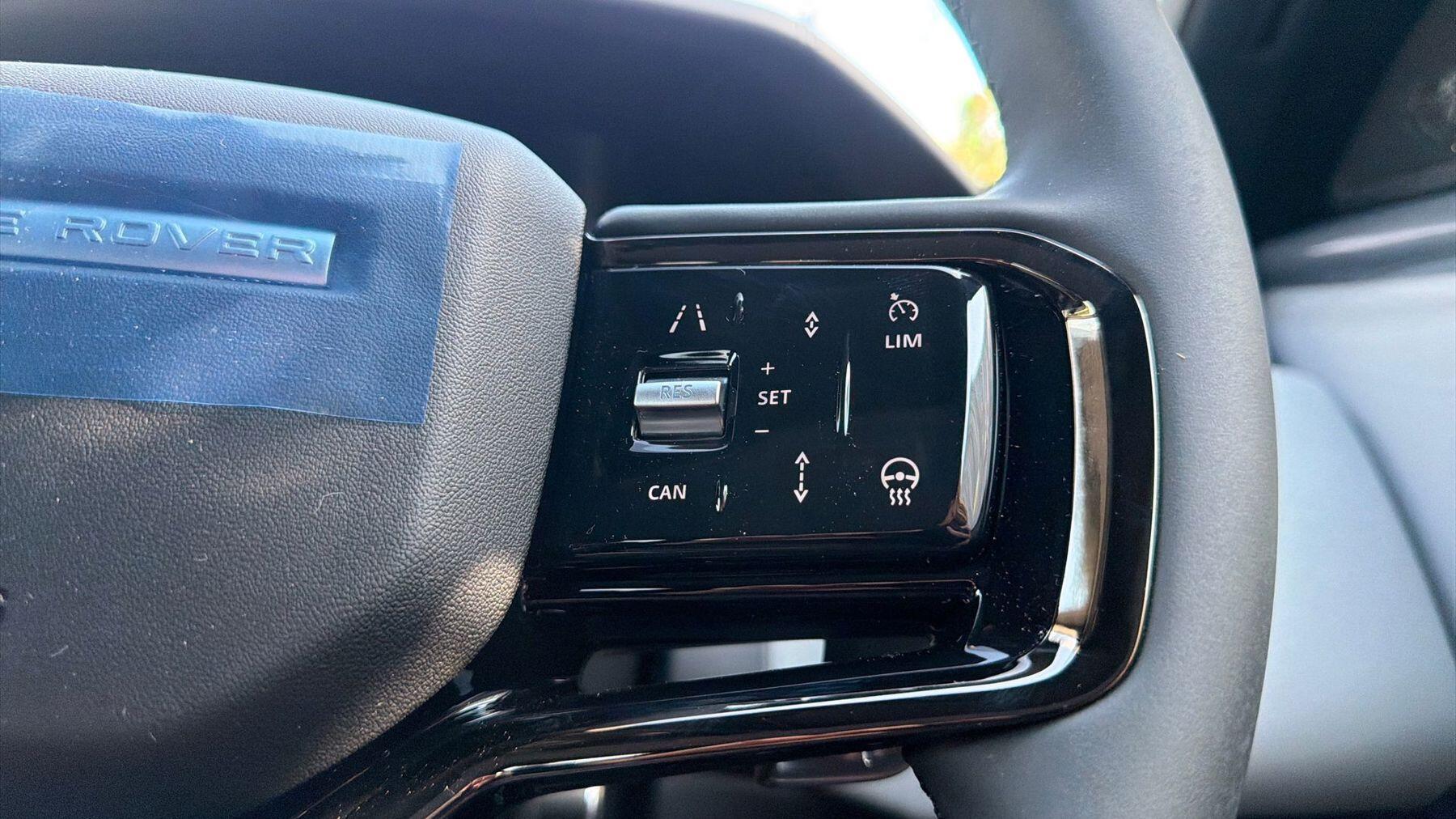 Land Rover Range Rover Velar view 27