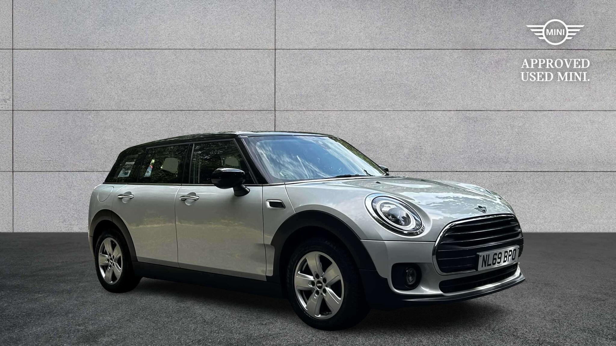 2019 MINI CLUBMAN