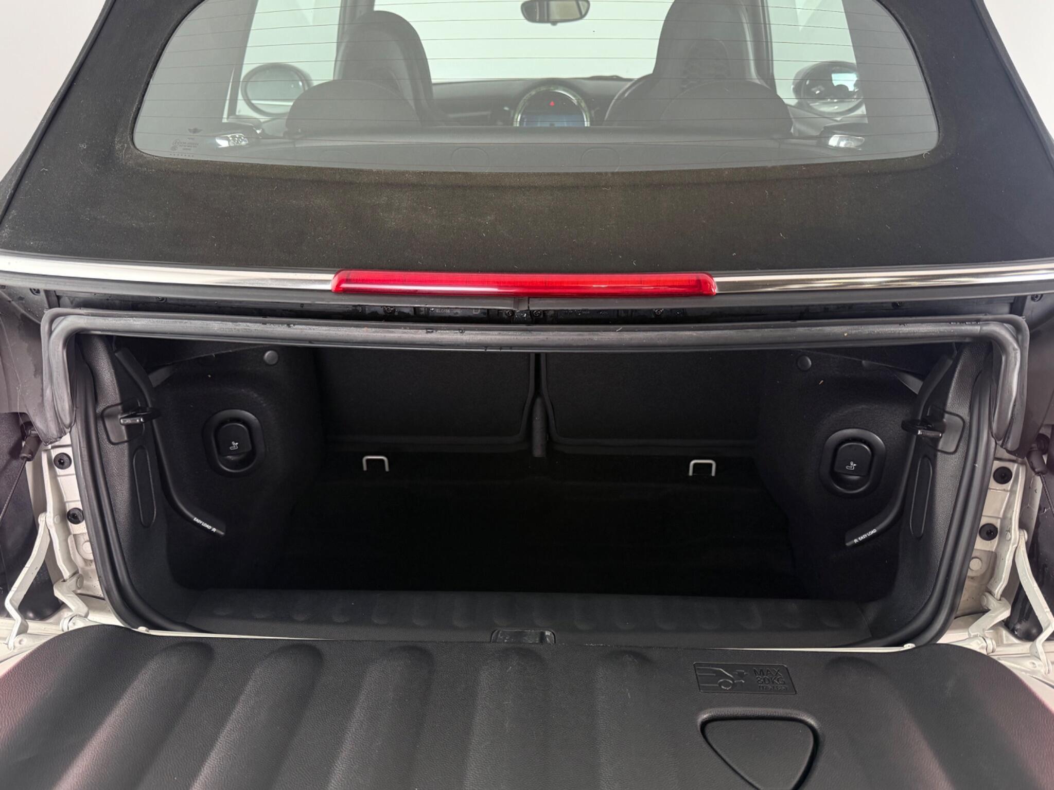 Mini Convertible view 12