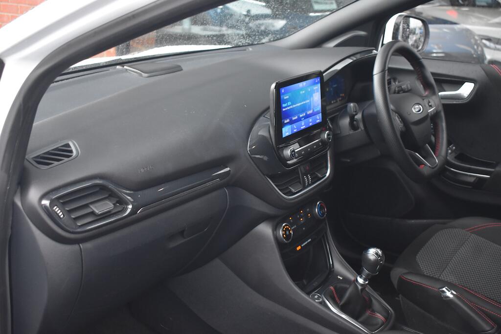 Ford Puma view 38