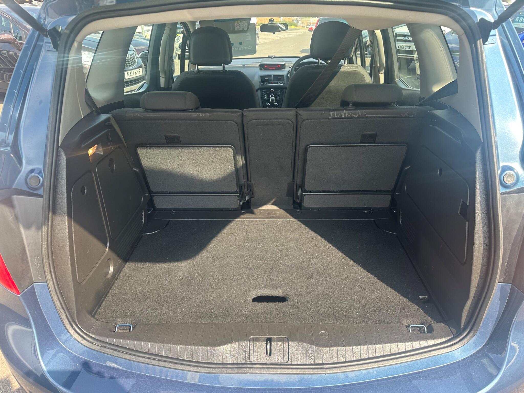Vauxhall Meriva view 29