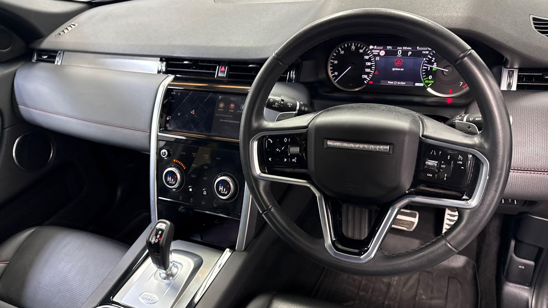 Land Rover Discovery Sport view 15