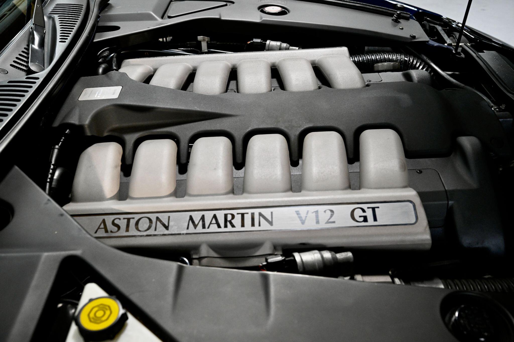 Aston Martin DB7 view 29