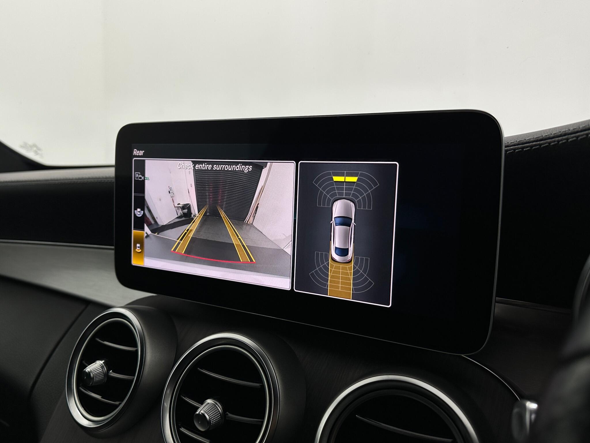 Mercedes-Benz C-Class view 24