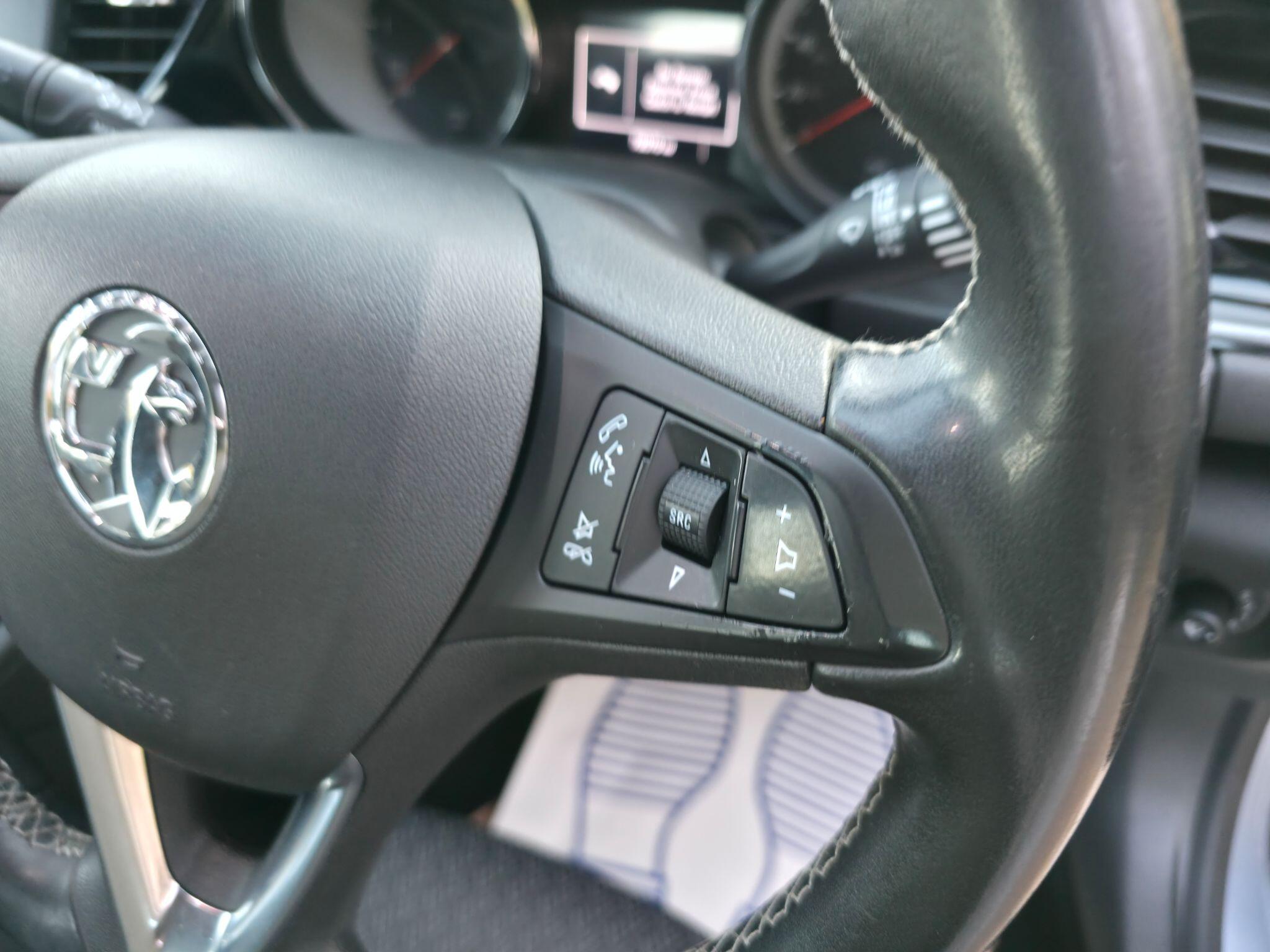 Vauxhall Insignia view 31