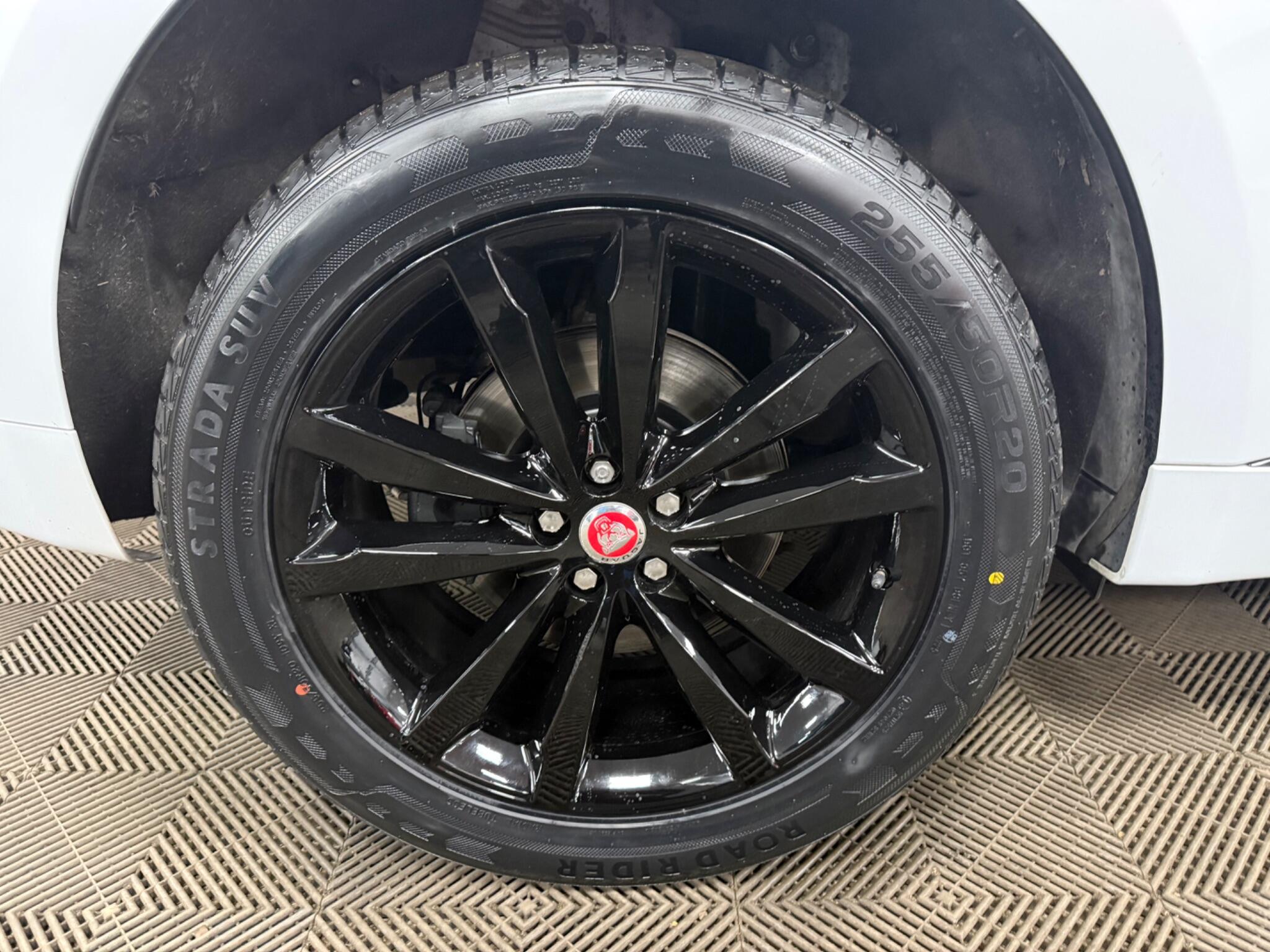 Jaguar F-Pace view 43