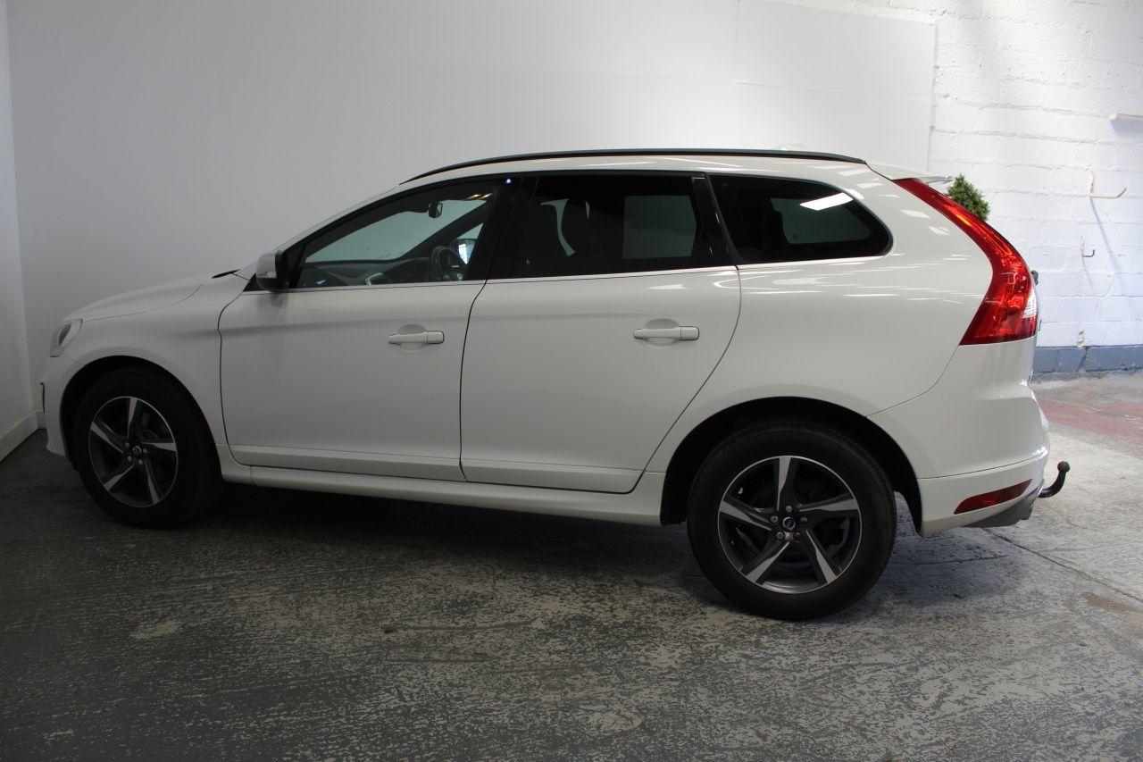 Volvo XC60 view 11