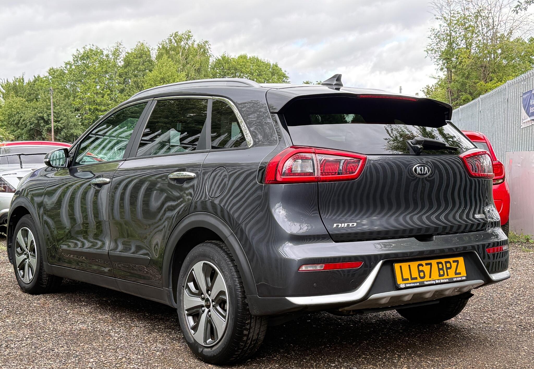 2018 Kia Niro image 3