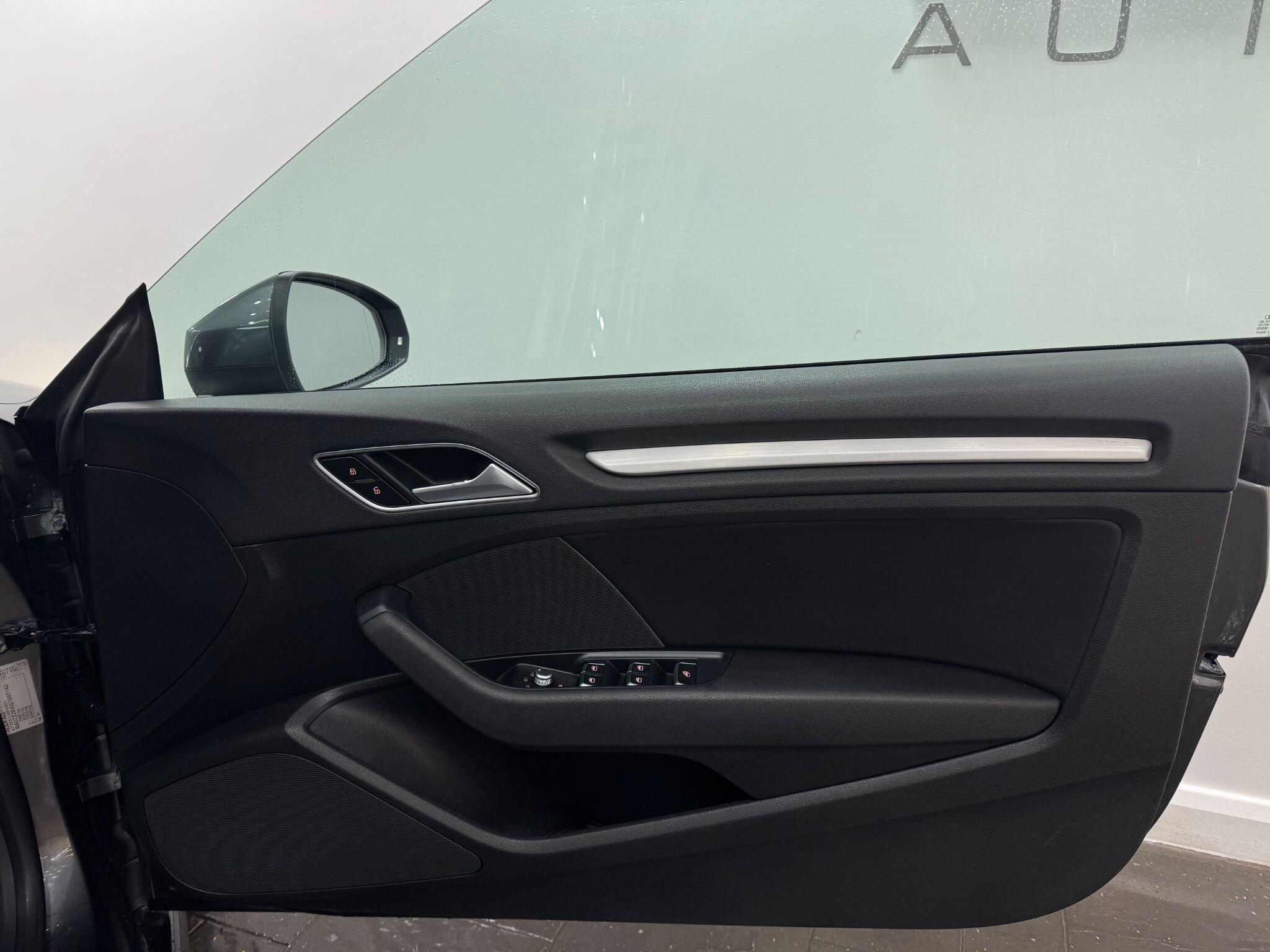 Audi A3 view 11