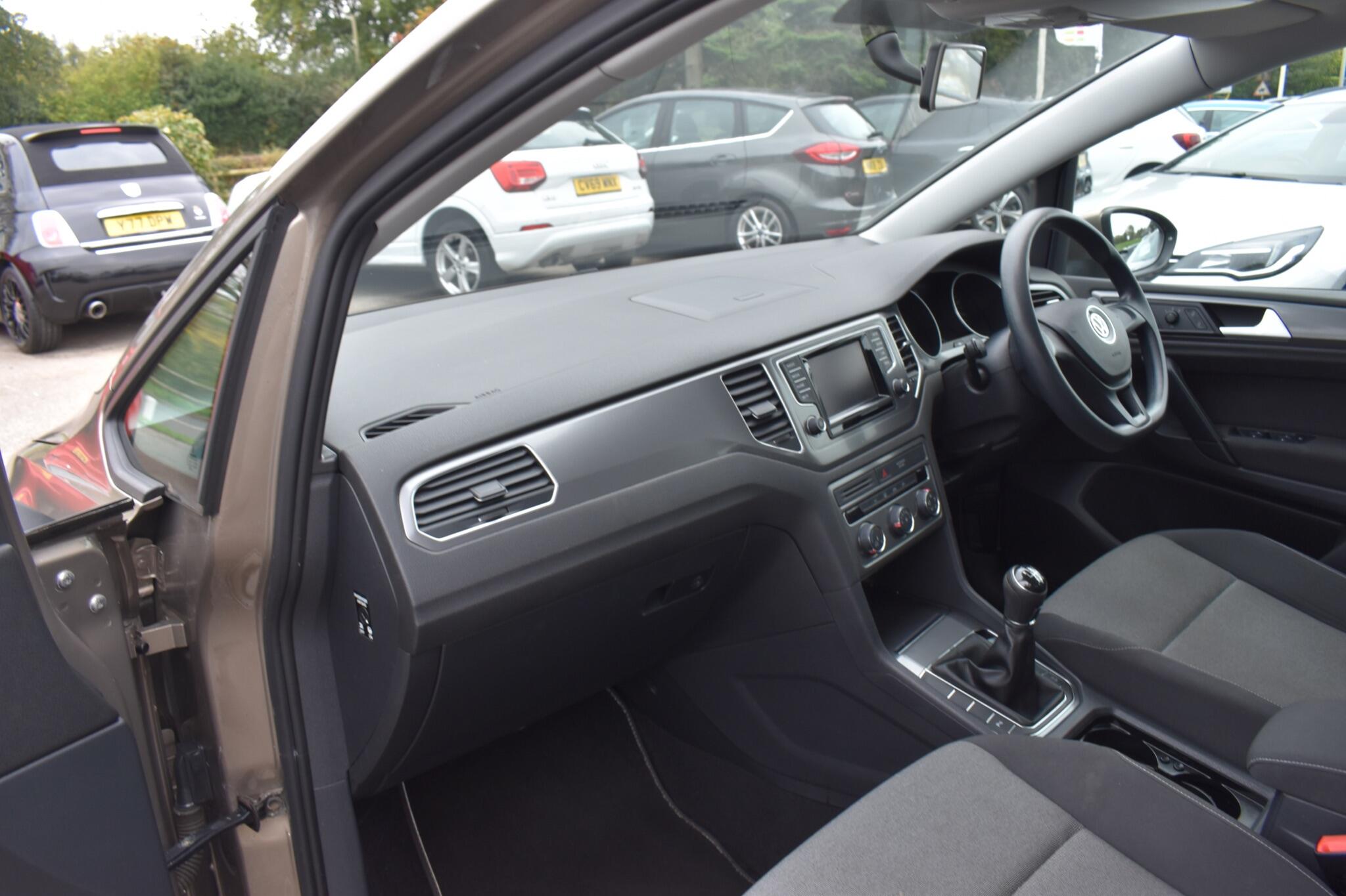 Golf SV - 1.4 TSI BlueMotion Tech S Euro 6 (s/s) 5dr - Image 17