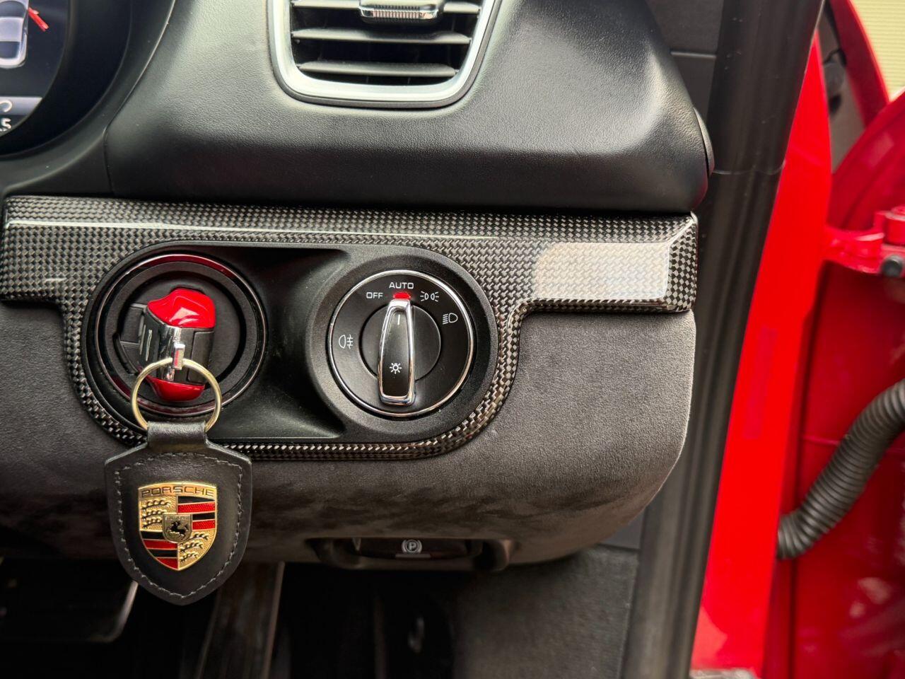 Porsche Cayman view 57