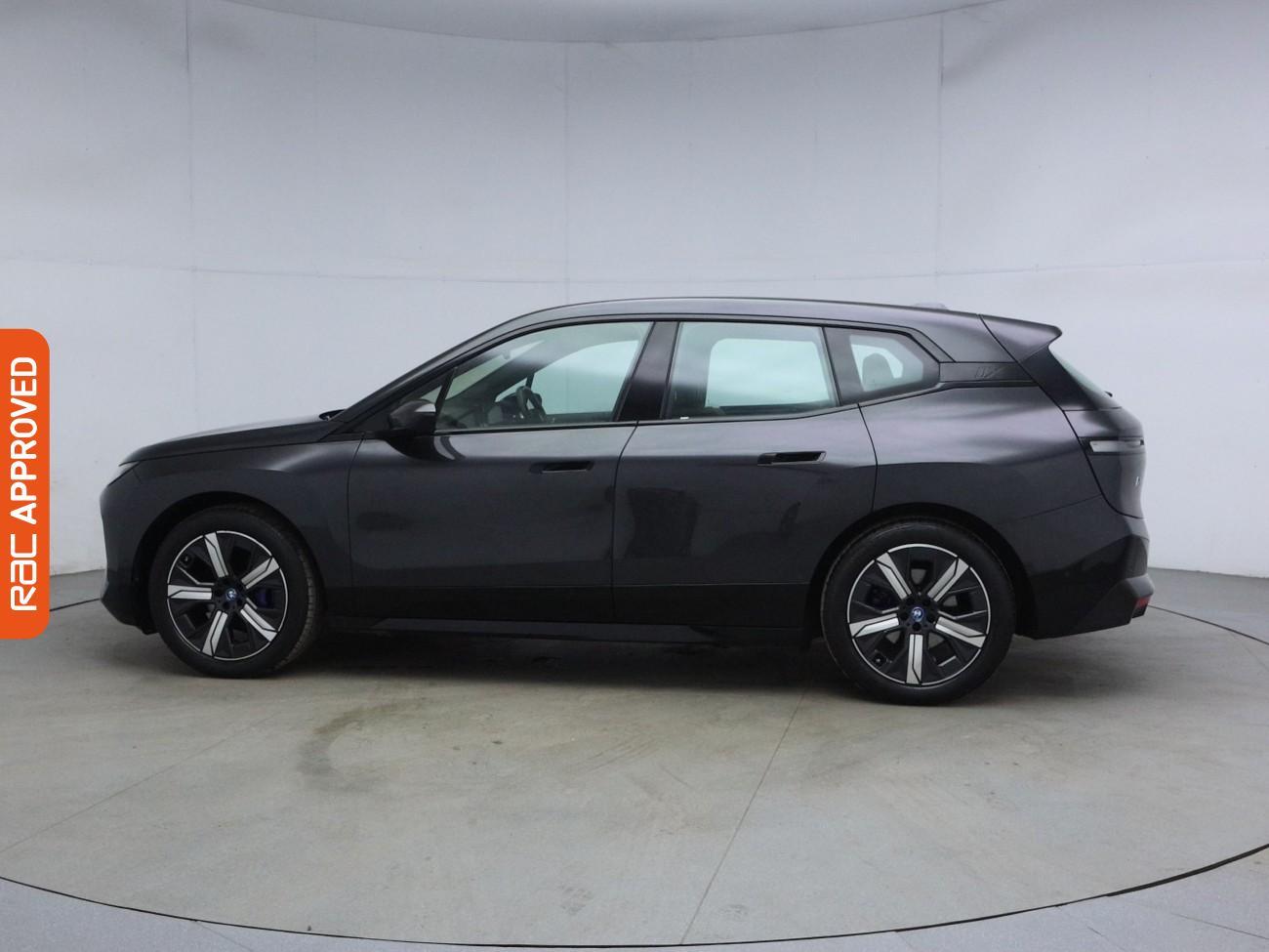 BMW Ix view 33