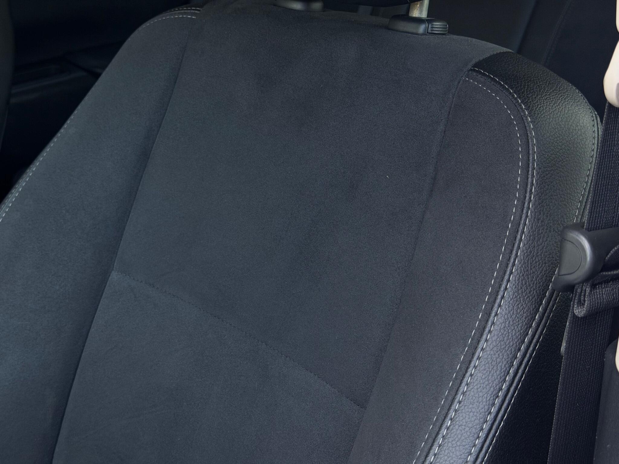 Mercedes-Benz X-Class view 48