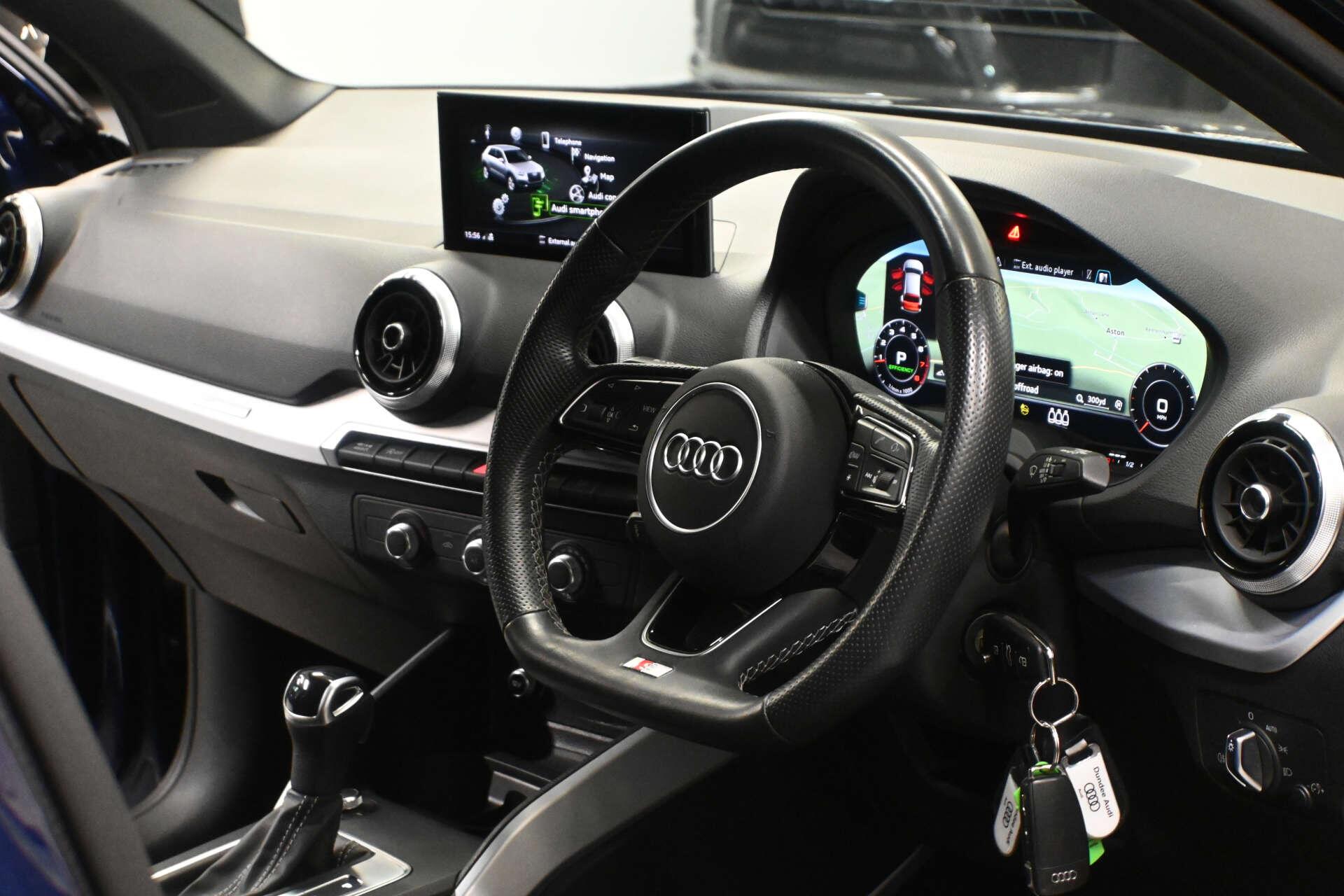 Audi Q2 view 24