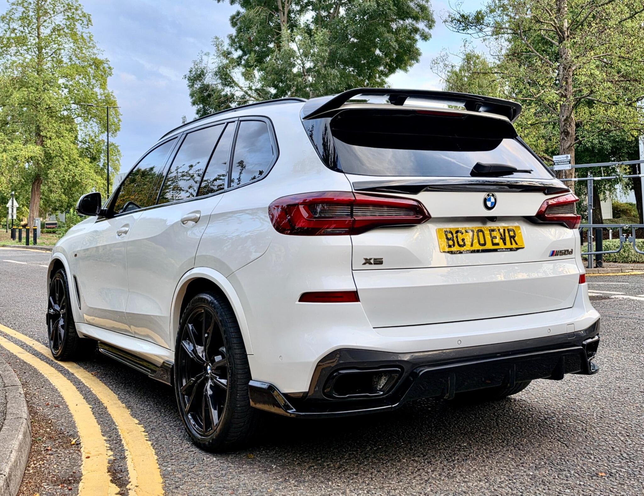 BMW X5 view 24