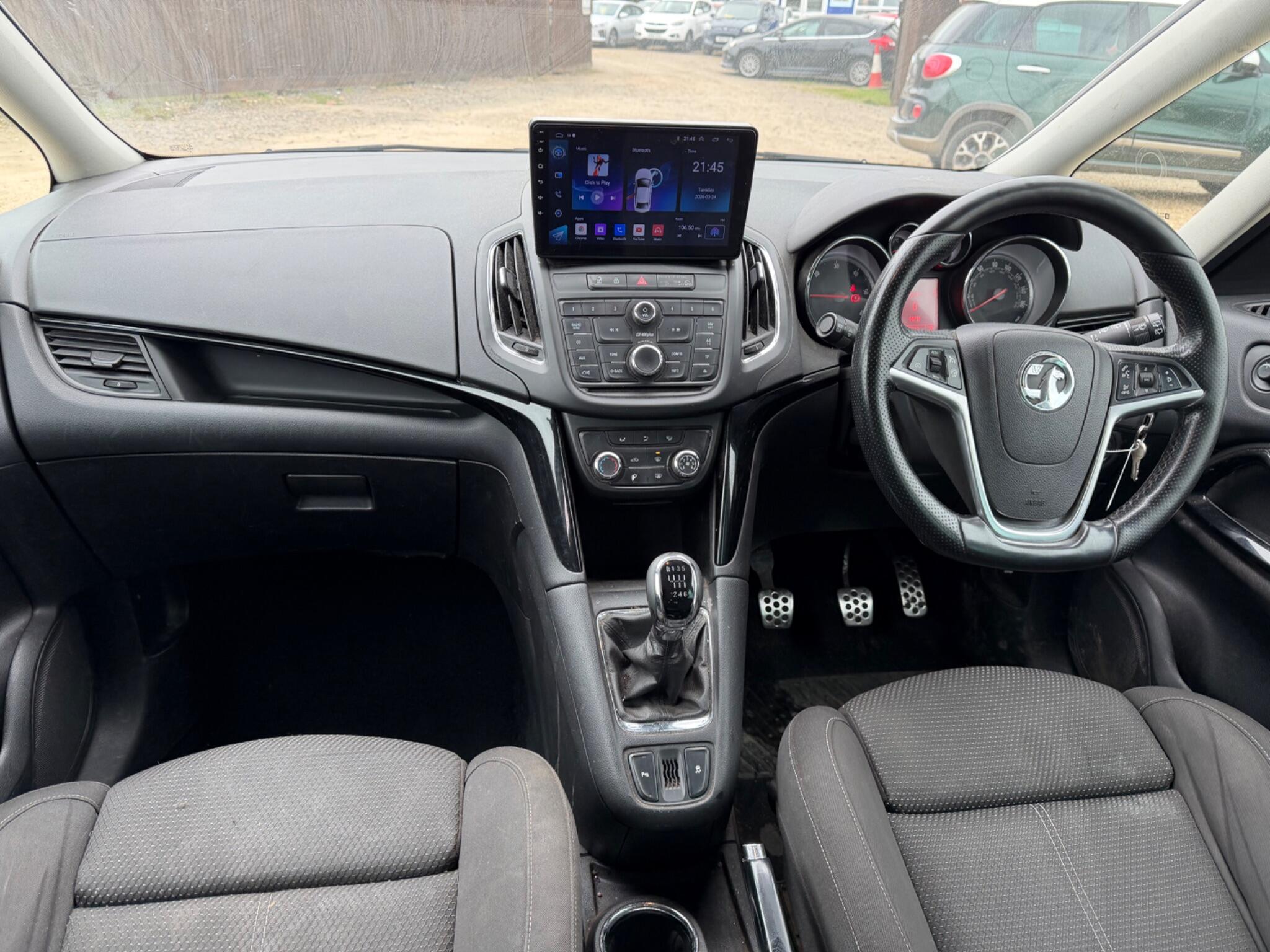 2013 Vauxhall Zafira Tourer 2.0 CDTi SRi Euro 5 5dr image 18