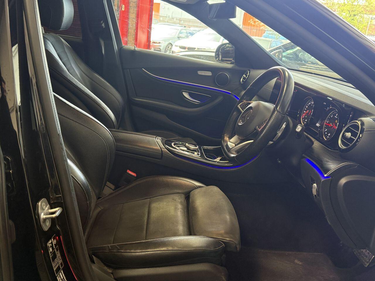 Mercedes-Benz E Class view 29
