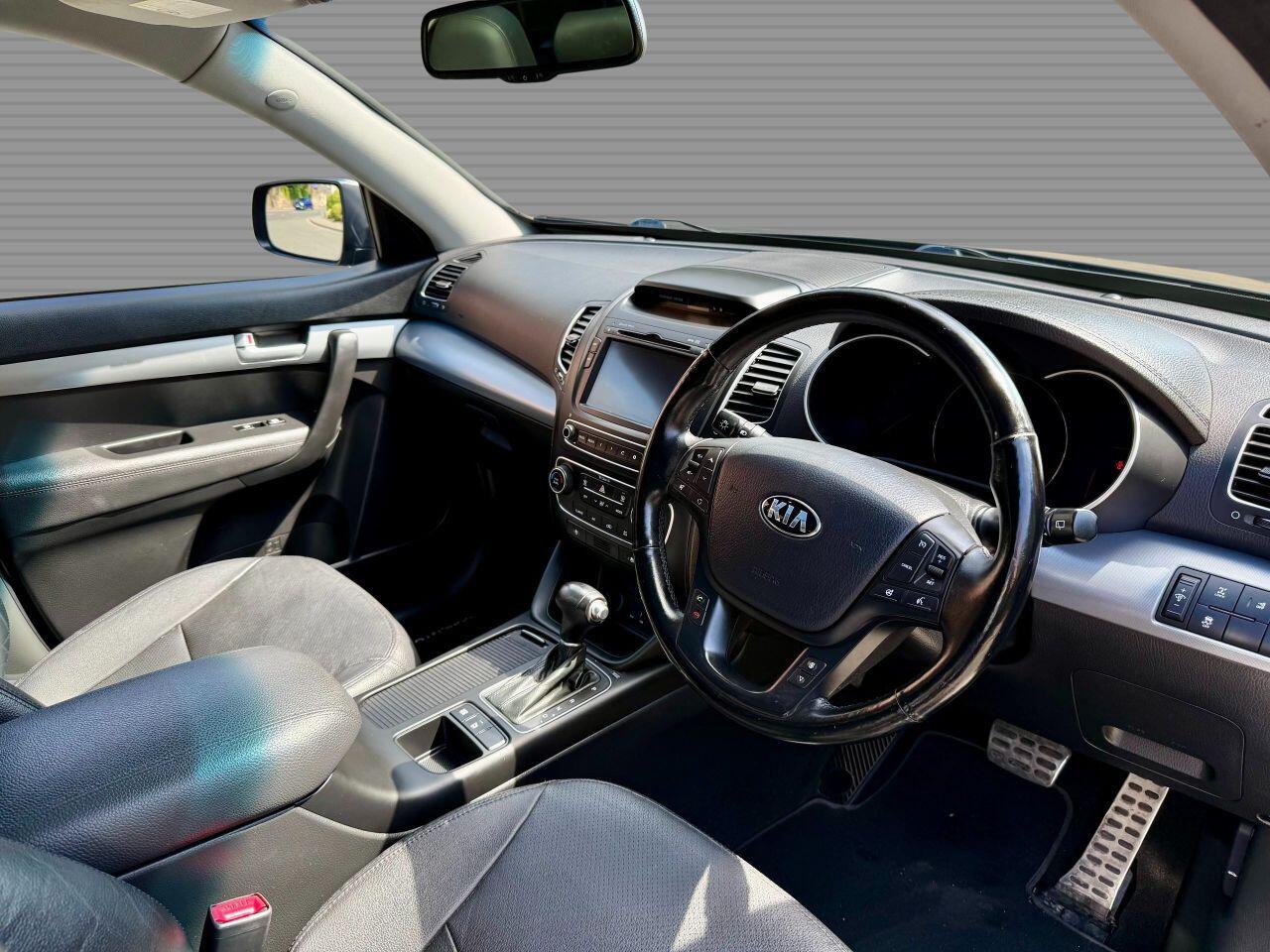 Kia Sorento view 17
