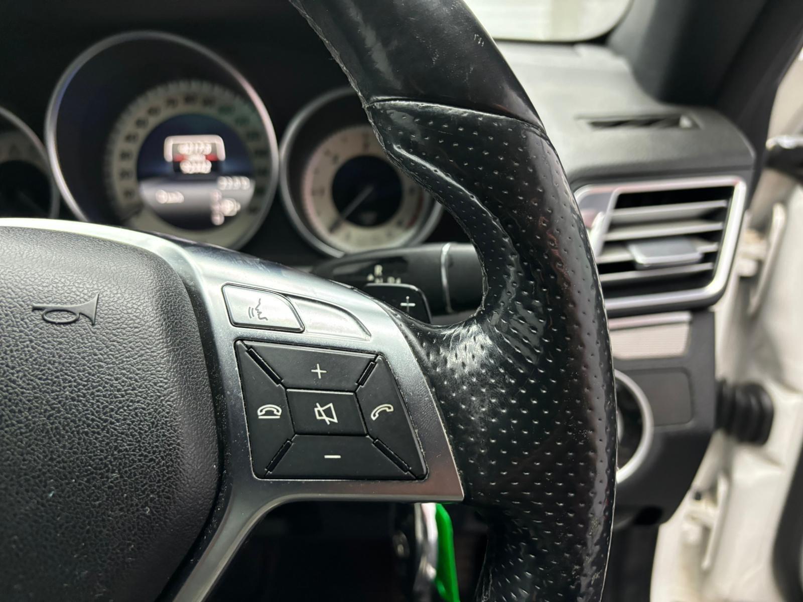 Mercedes-Benz E Class view 22