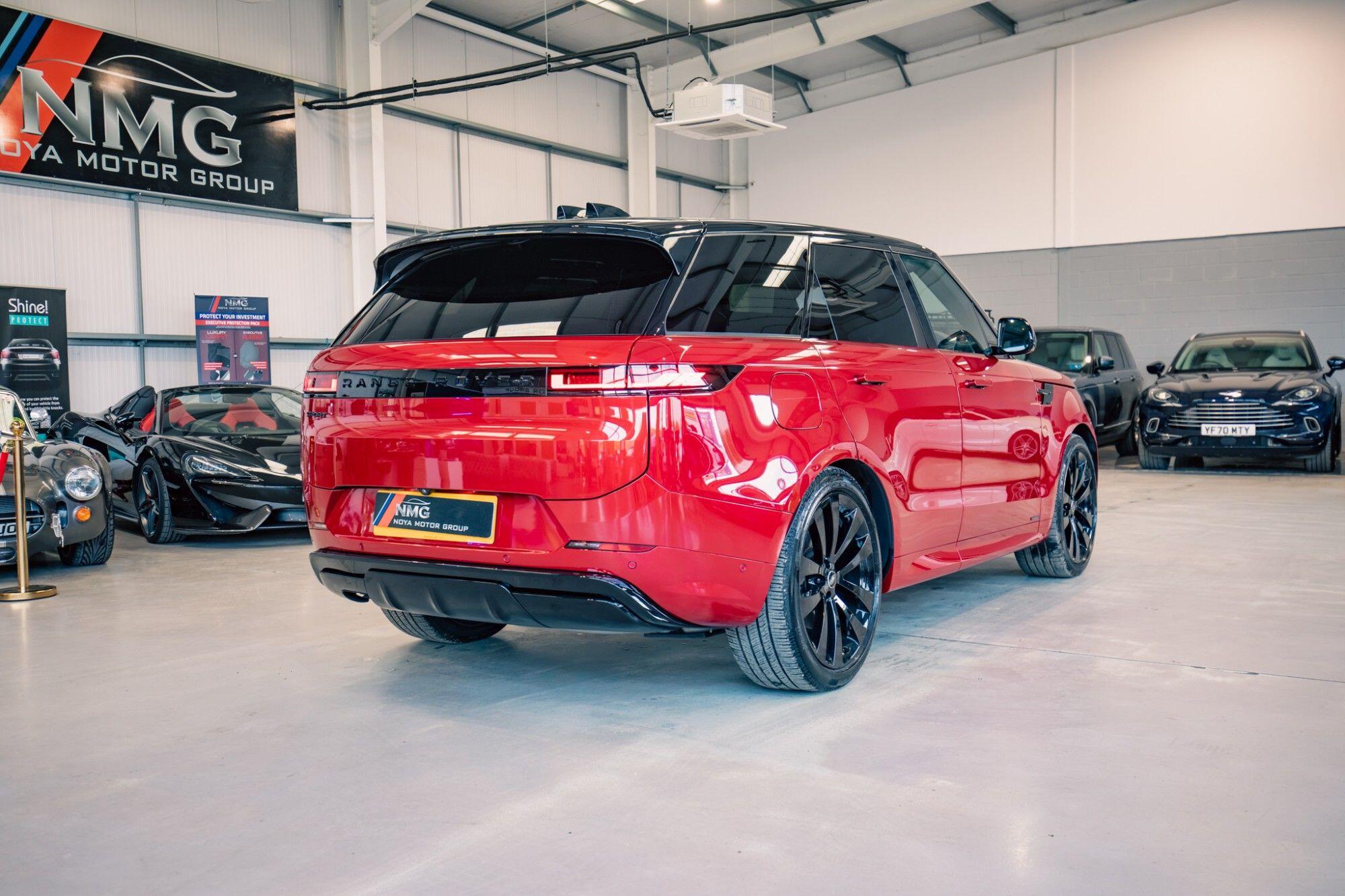 Land Rover Range Rover Sport view 37
