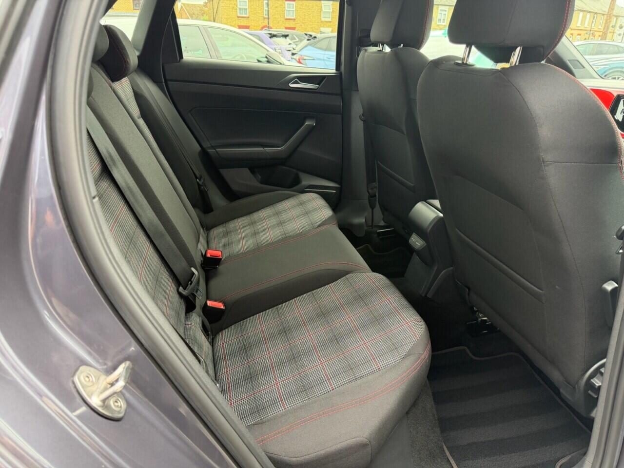 Volkswagen Polo view 20