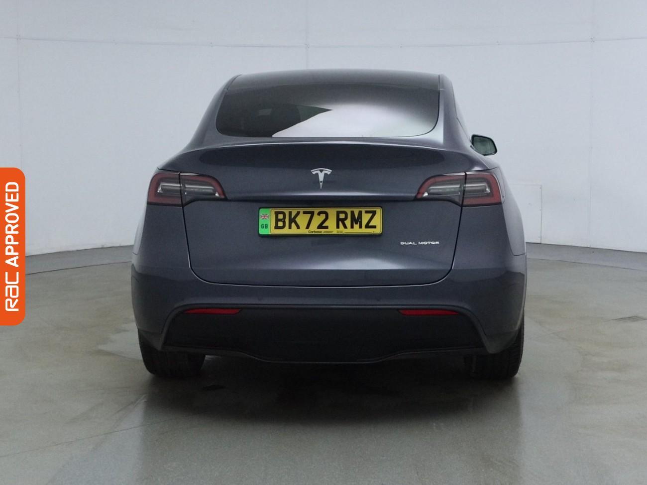 Tesla Model Y view 9