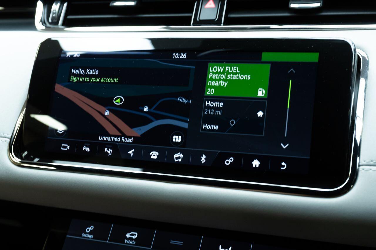 Land Rover Range Rover Evoque view 27