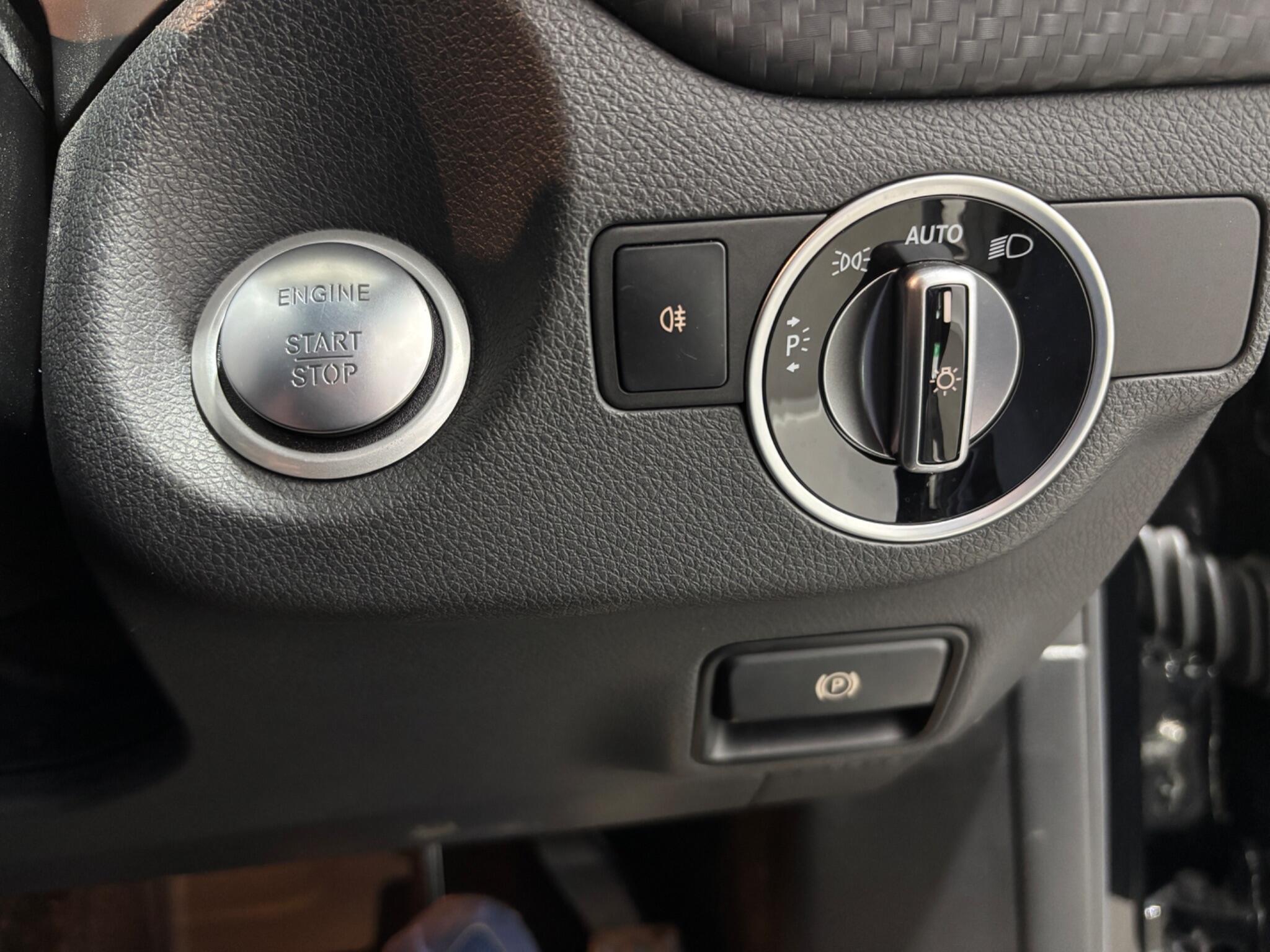 Mercedes-Benz A Class view 30