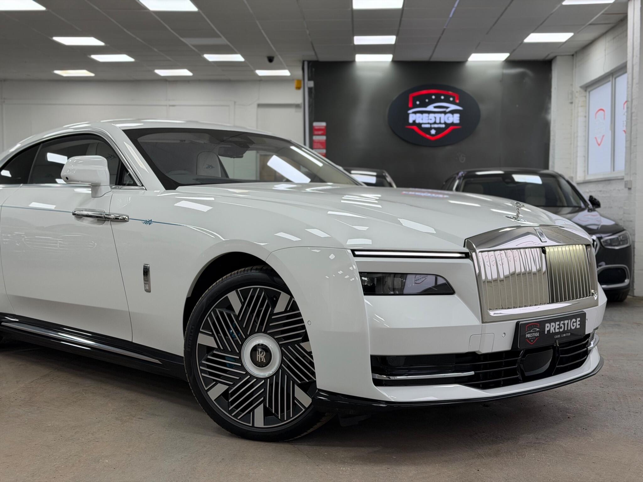Rolls-Royce Spectre view 5