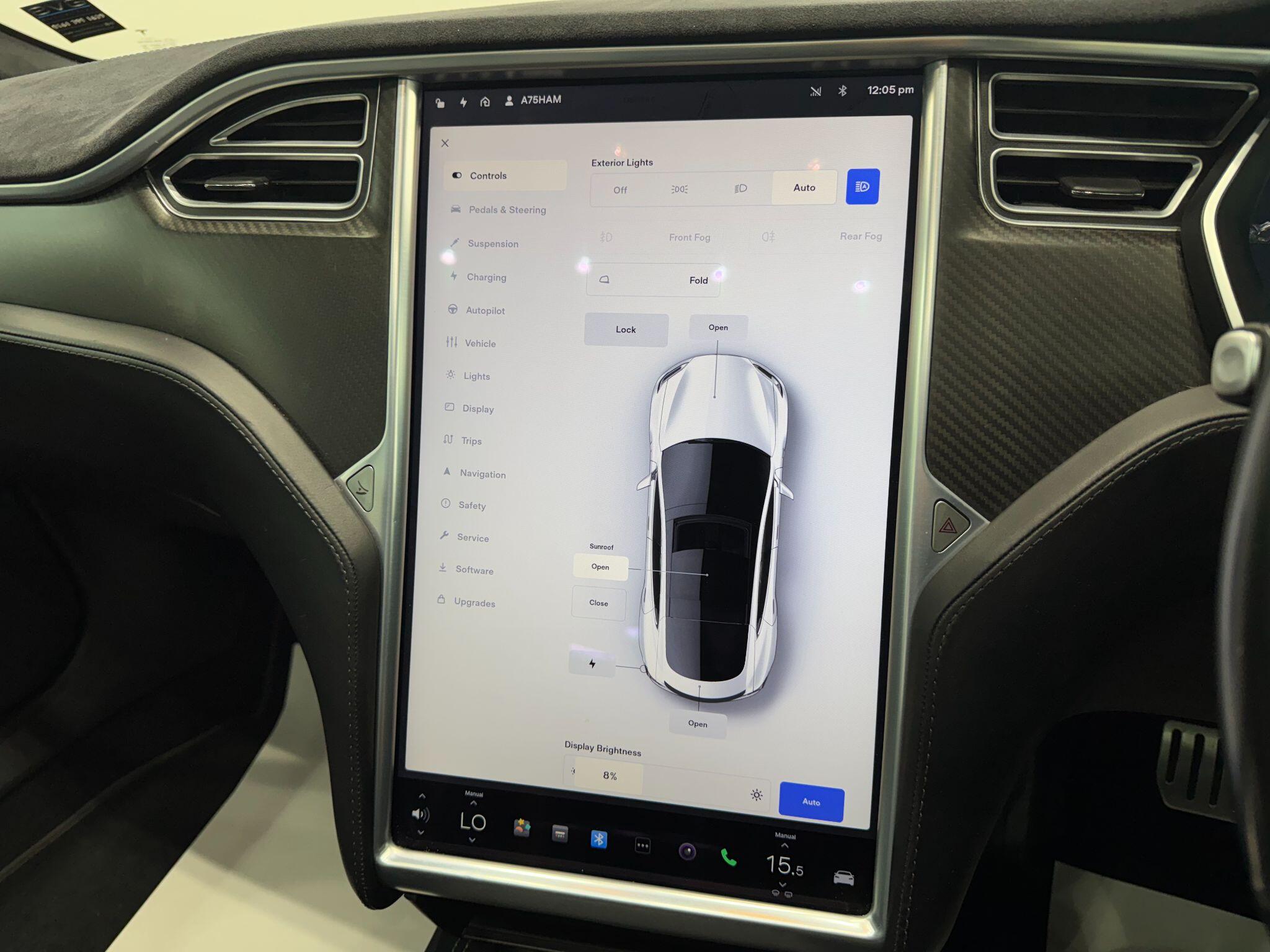 Tesla Model S view 30