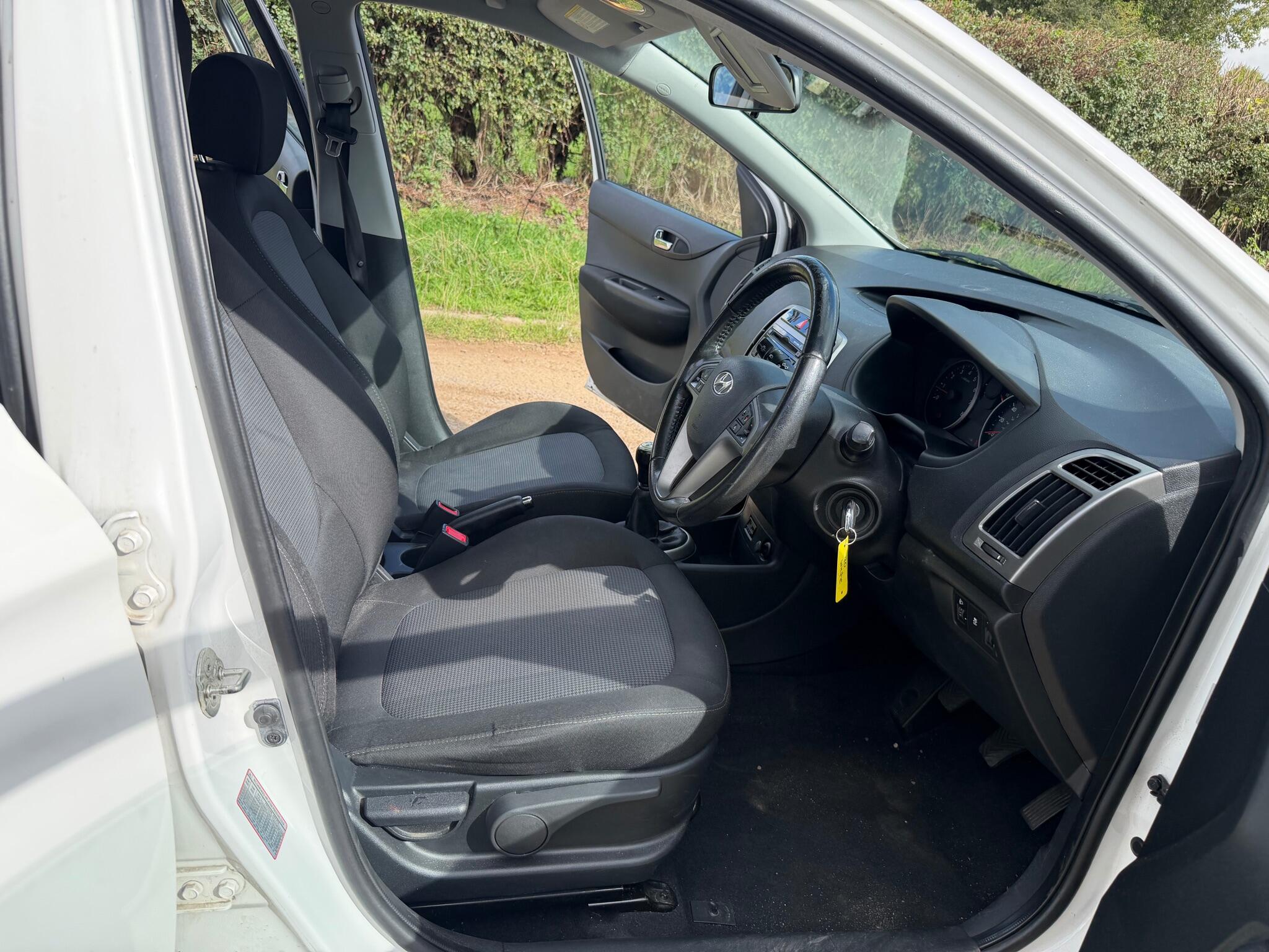 Hyundai I20 view 11