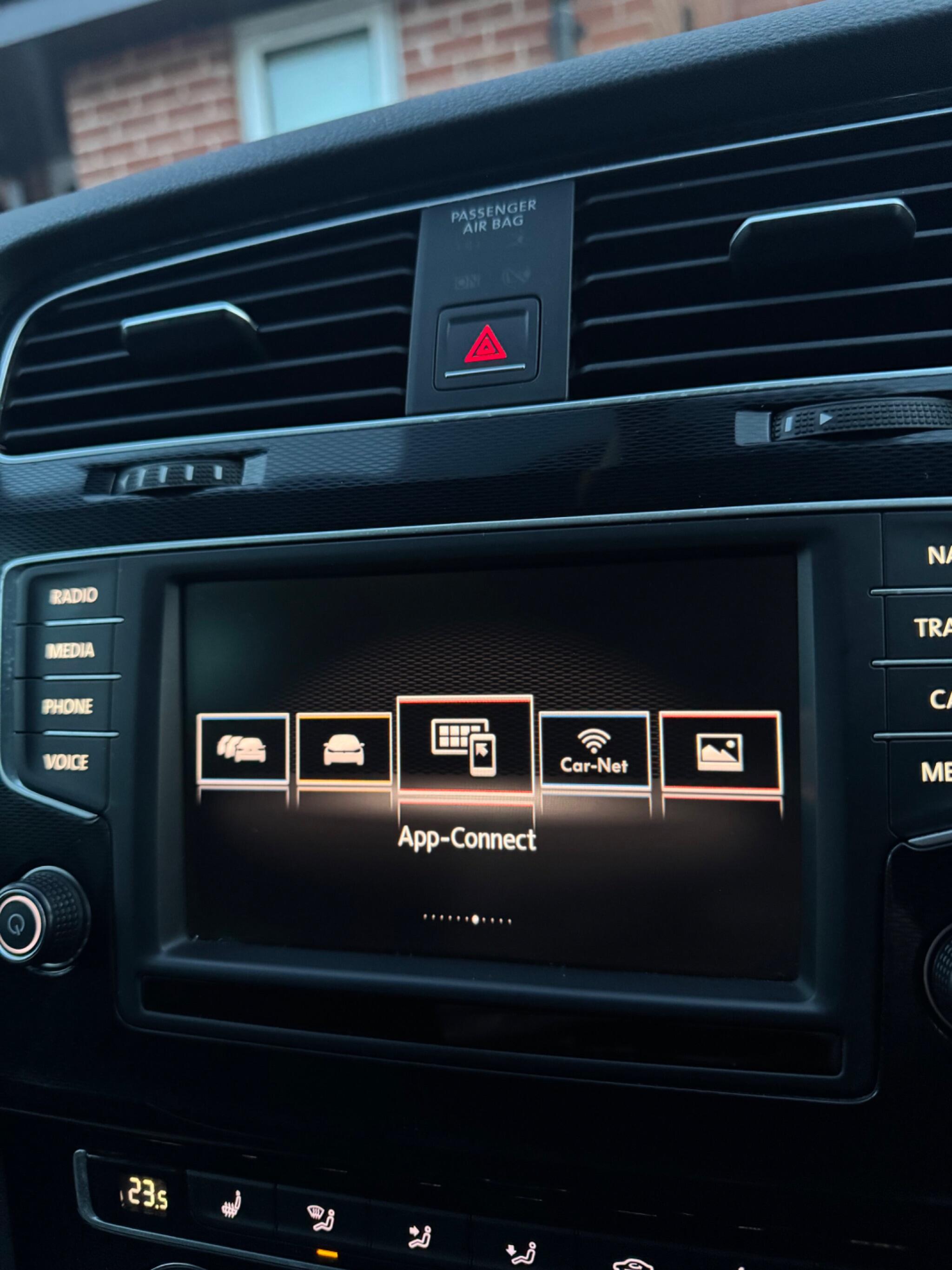 2016 Volkswagen Golf 2.0 TDI BlueMotion Tech GTD DSG Euro 6 (s/s) 5dr image 62