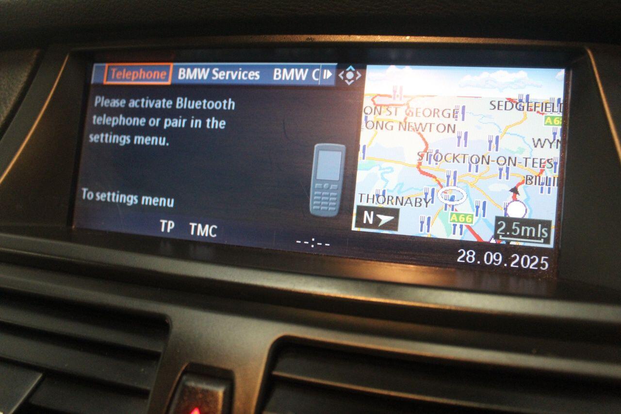 BMW X6 view 36
