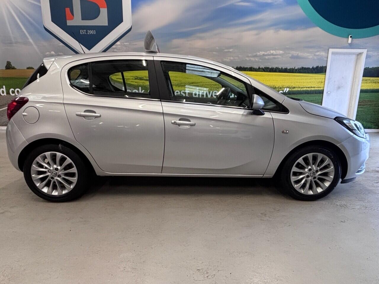 Vauxhall Corsa view 4