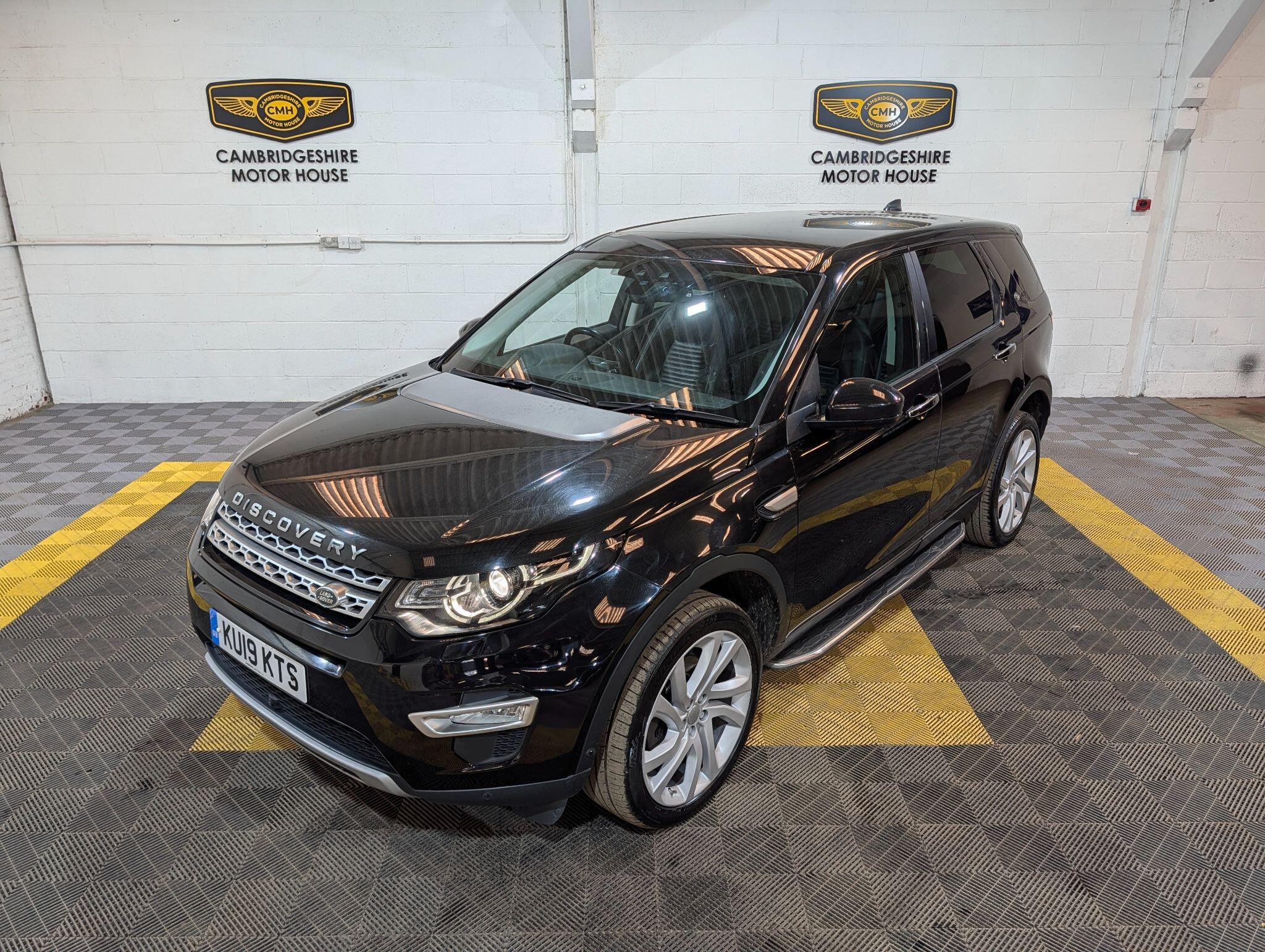 Land Rover Discovery Sport view 3