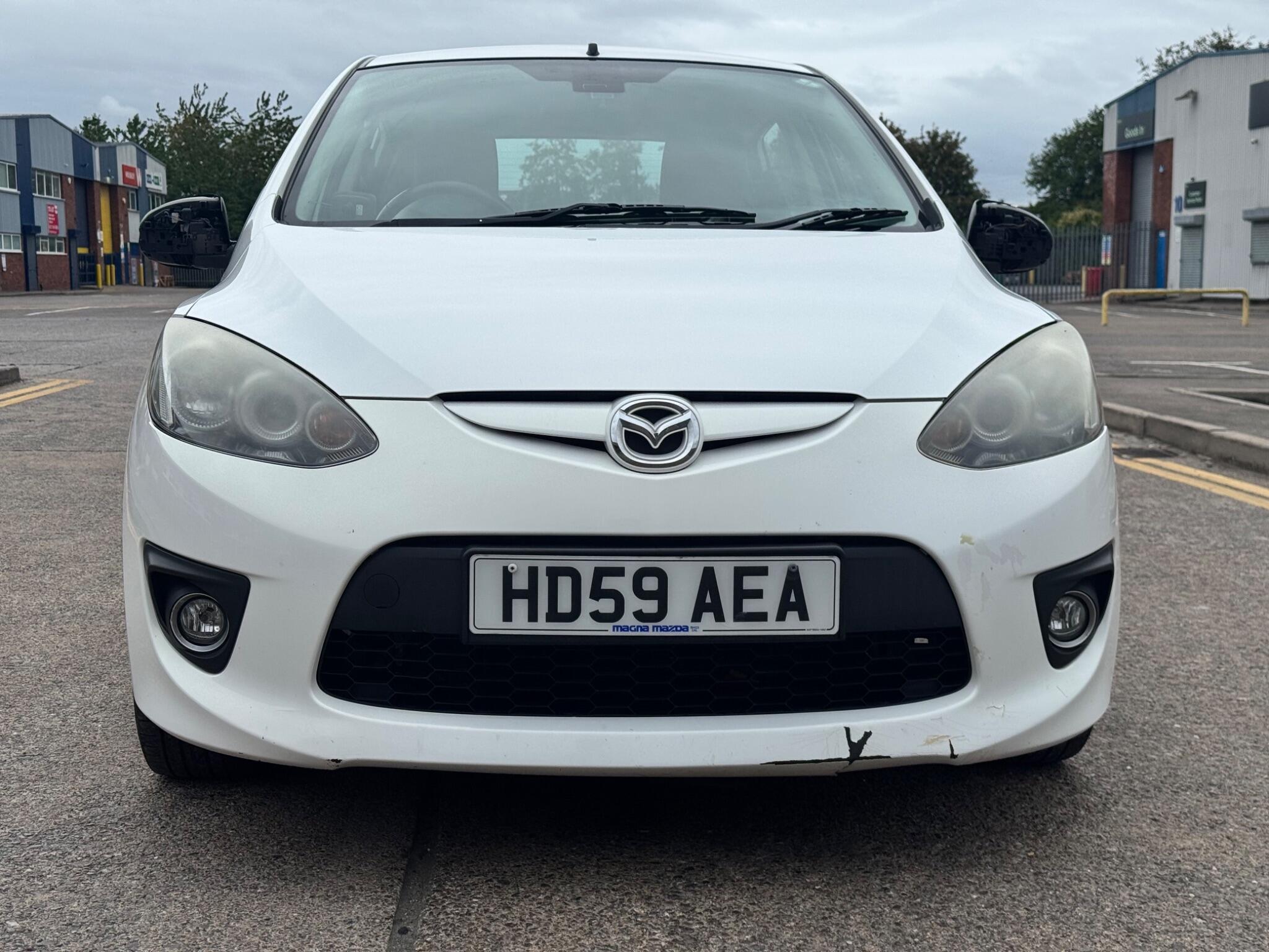 Mazda Mazda2 view 6