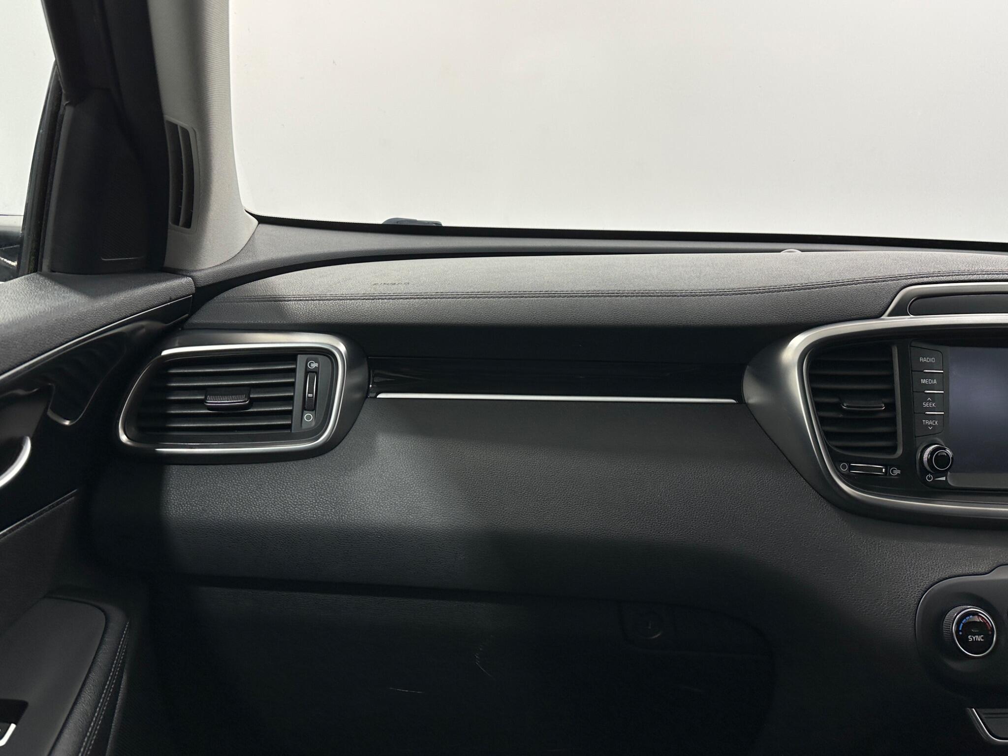 Kia Sorento view 29
