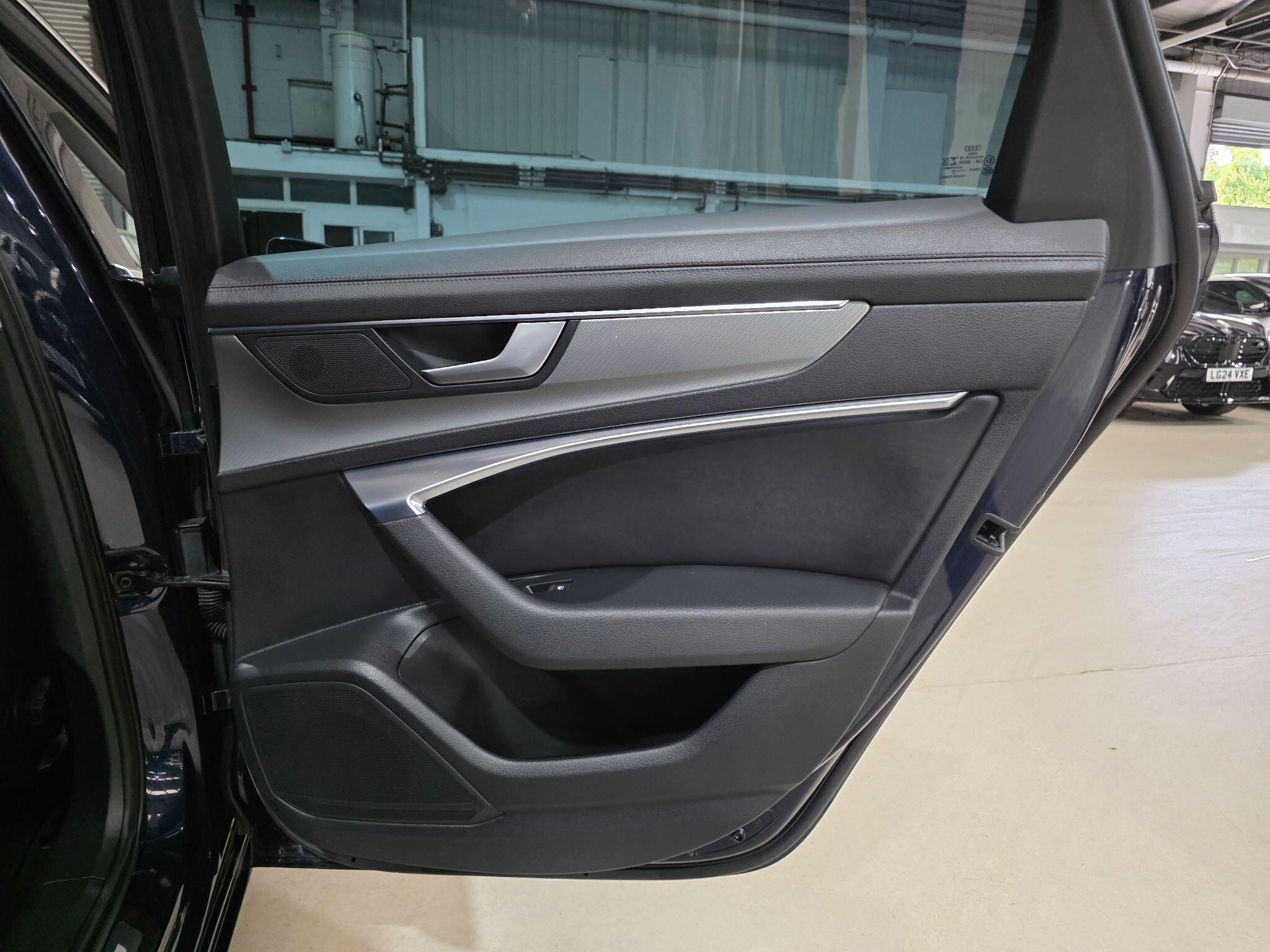 Audi A6 Saloon view 23