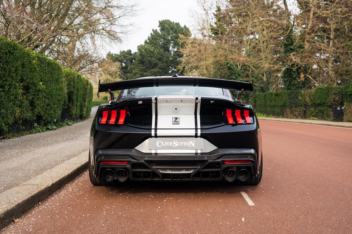 Ford Mustang view 6