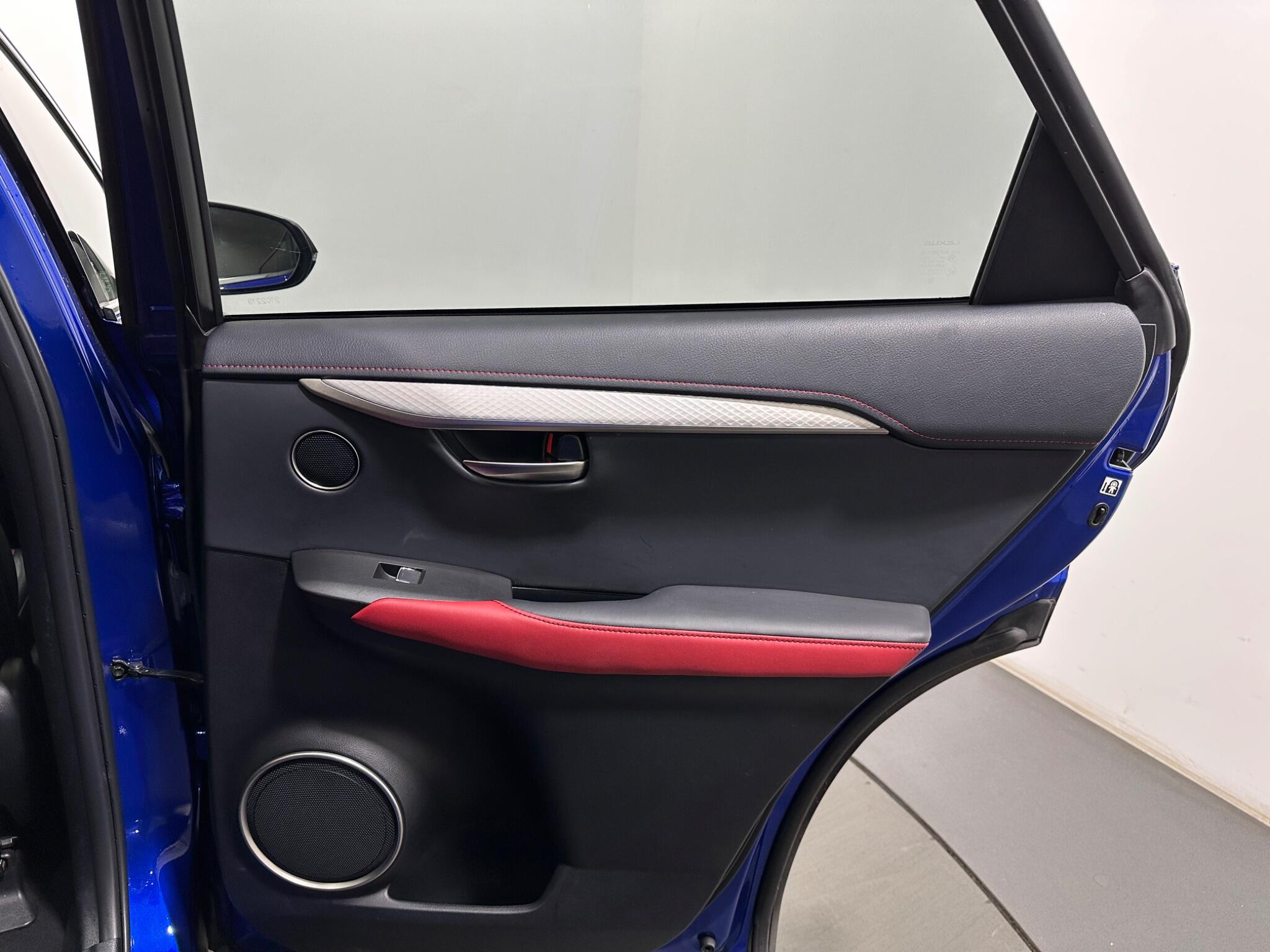 Lexus NX view 45