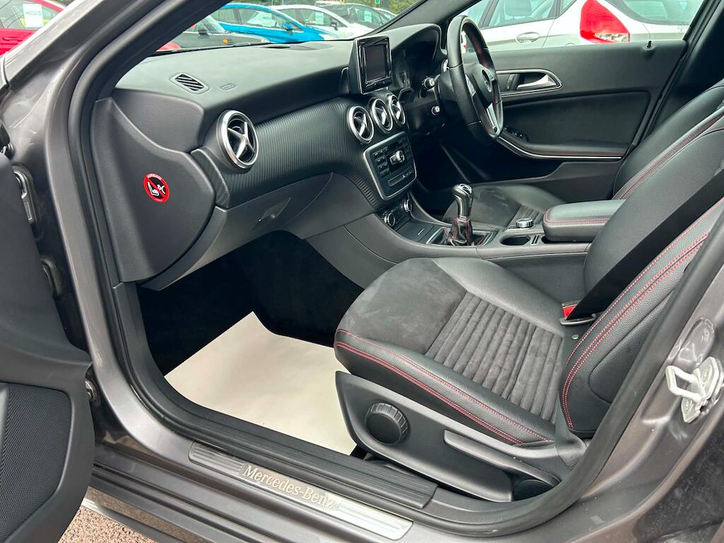 Mercedes-Benz A-Class view 17