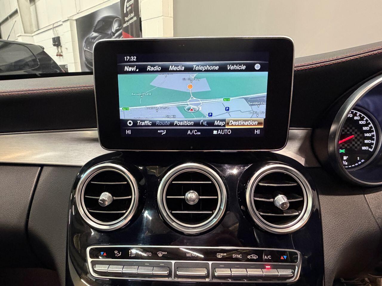 Mercedes-Benz C Class view 22