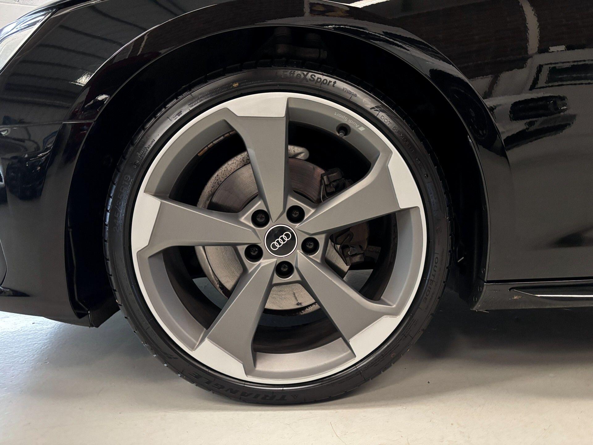 Audi A4 view 31
