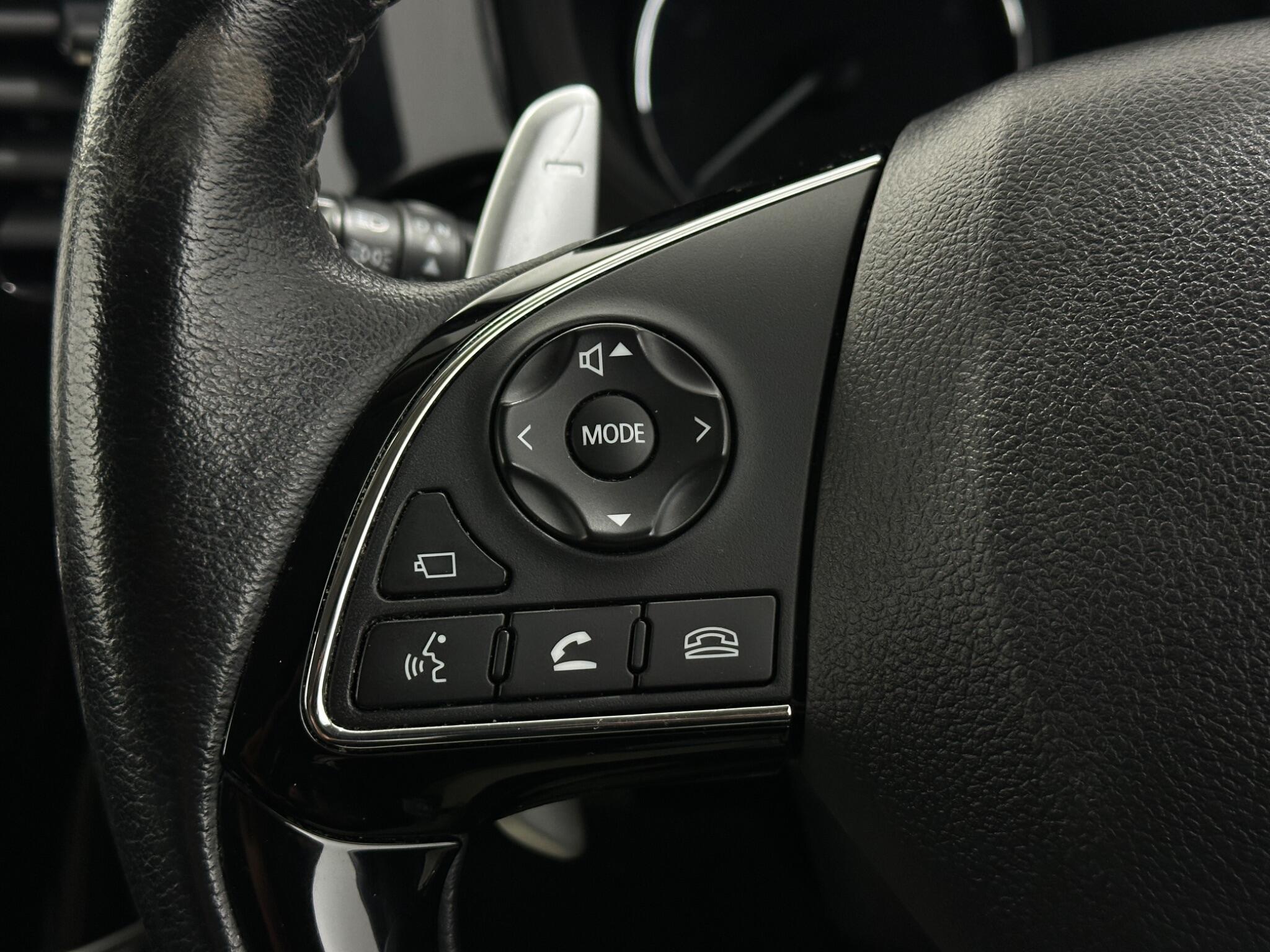 Mitsubishi Outlander view 15