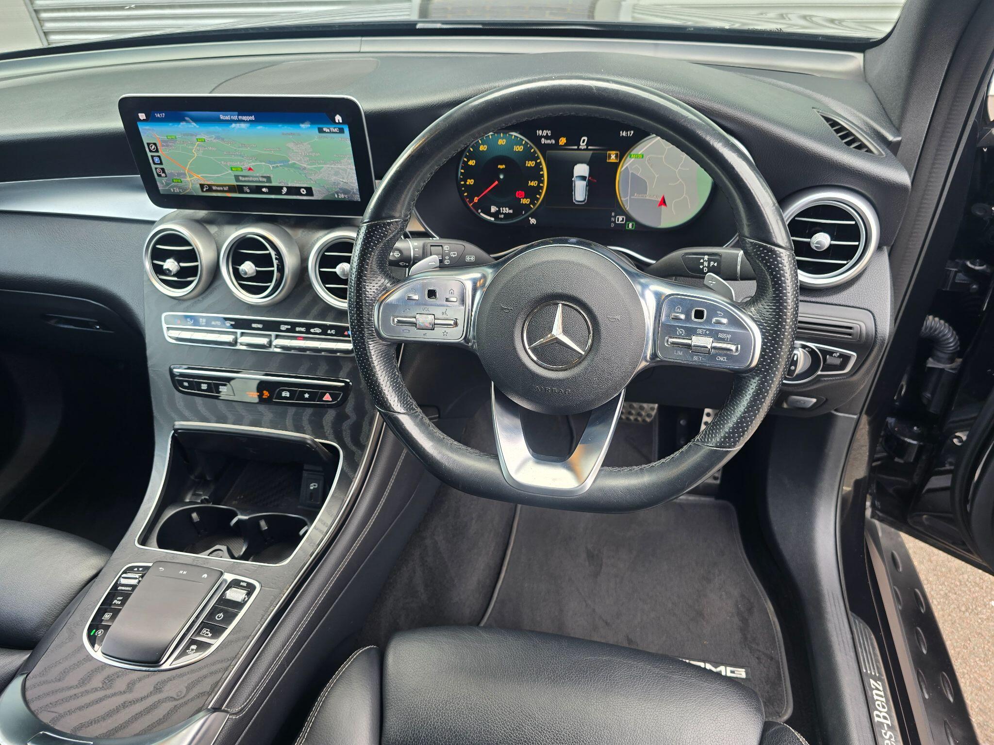 Mercedes-Benz GLC view 3