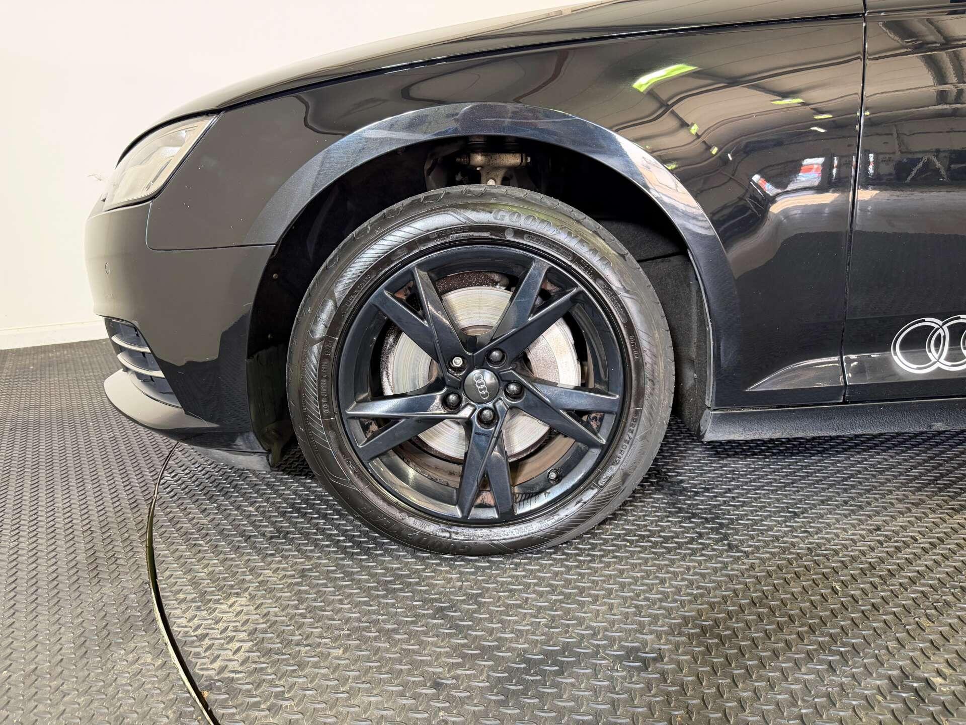 Audi A4 view 71